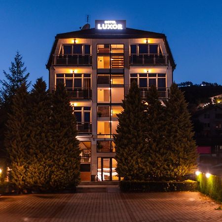 פרישטינה Hotel Luxor מראה חיצוני תמונה