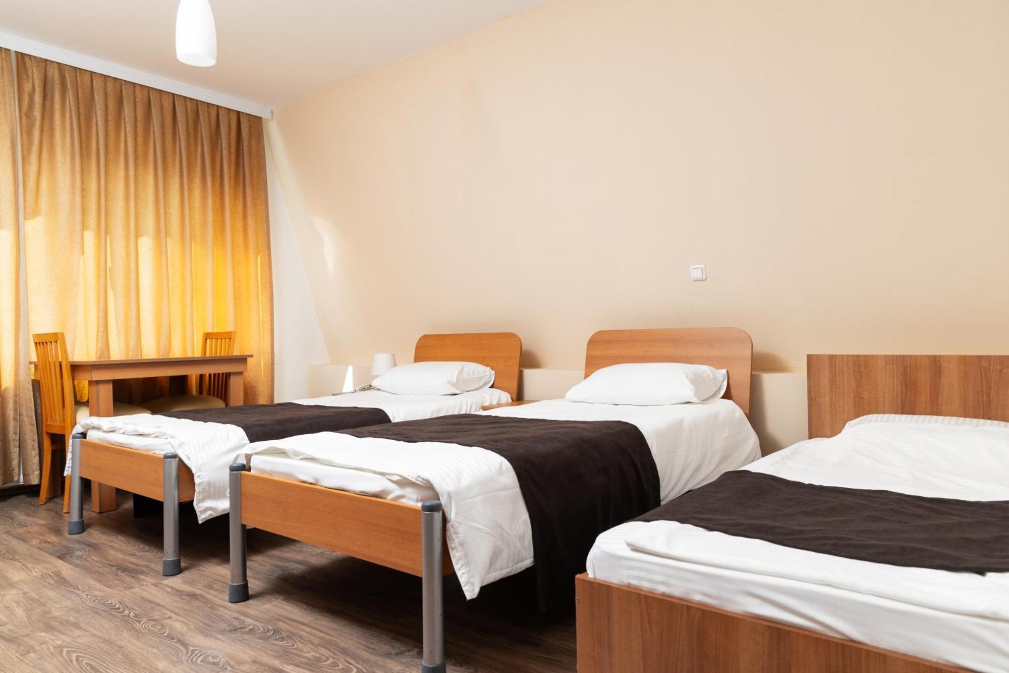 פרישטינה Hotel Luxor מראה חיצוני תמונה