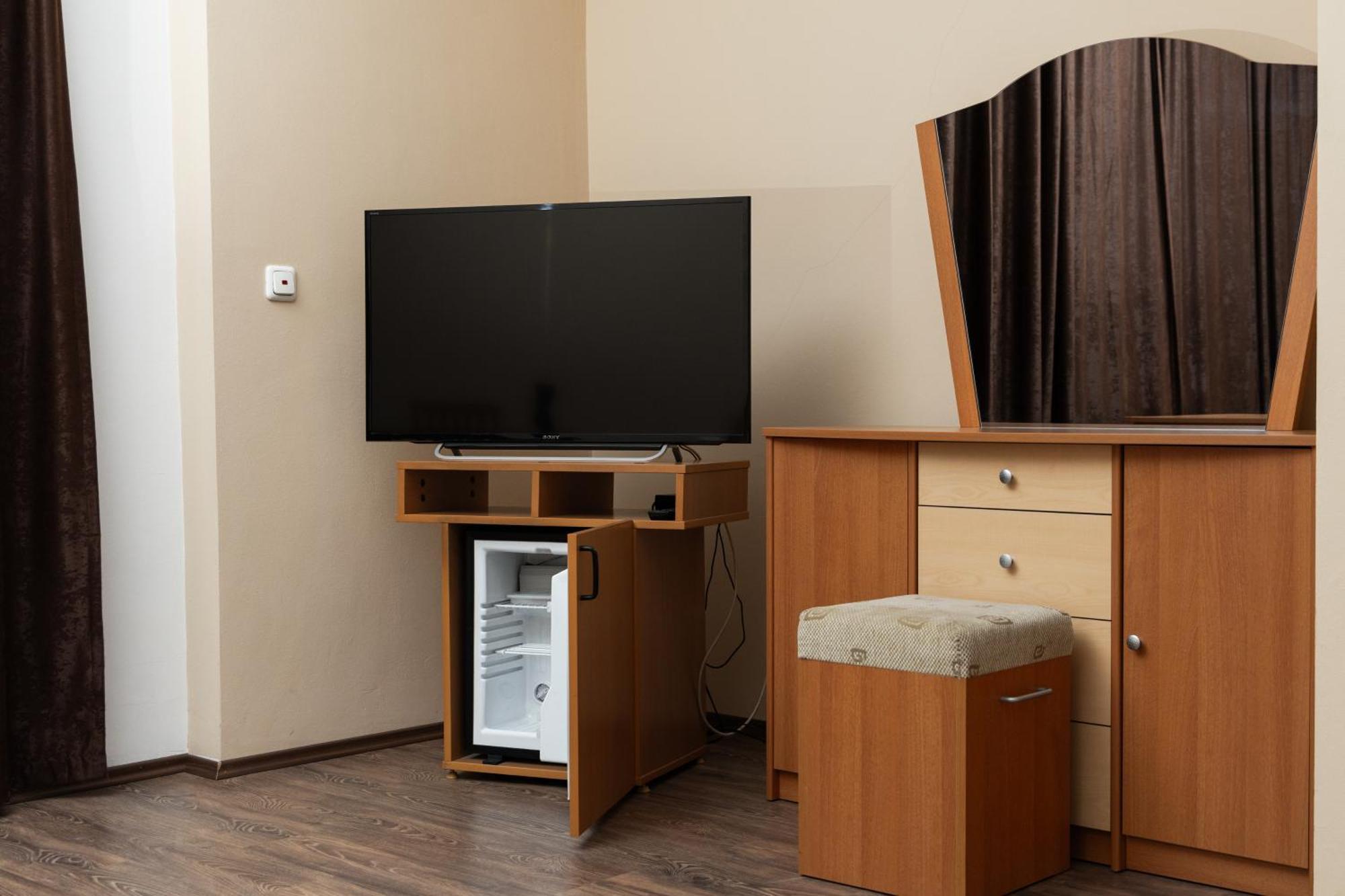 פרישטינה Hotel Luxor חדר תמונה
