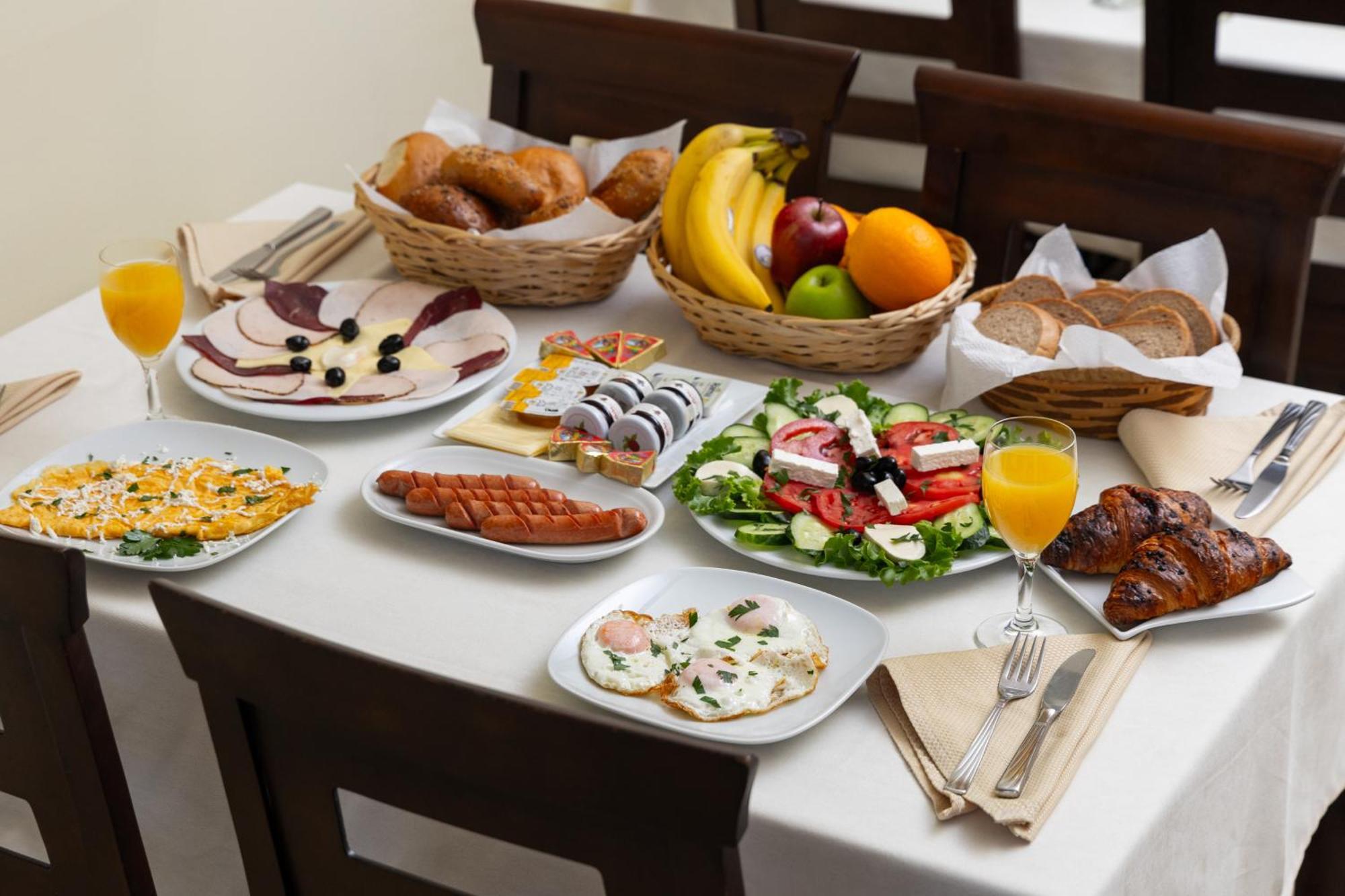 פרישטינה Hotel Luxor מראה חיצוני תמונה